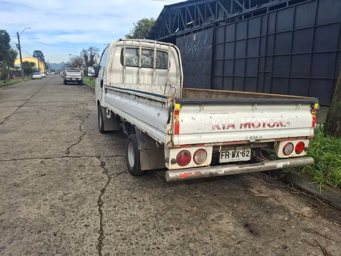 VENDO KIA FRONTIER 2.5