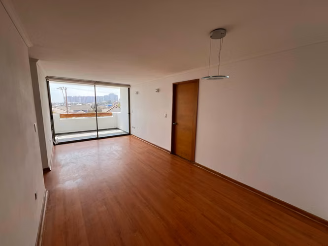 Amplio Departamento Familiar En Jardines Del Sur