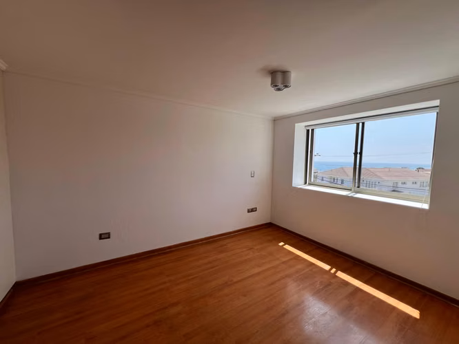 Amplio Departamento Familiar En Jardines Del Sur