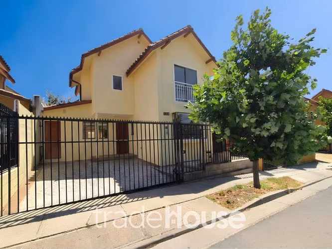 Casa en venta de 3 dorm. en Villa Alemana