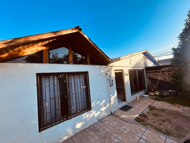 Casa Cuatro Habitaciones Estacionamientos Primo Rivera