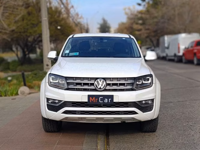 VOLKSWAGEN AMAROK TRENDLINE 4X2 MT - 2023 | 2680