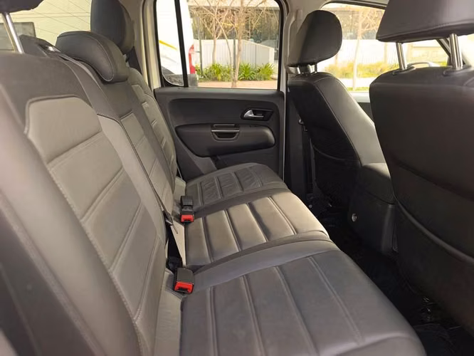 VOLKSWAGEN AMAROK TRENDLINE 4X2 MT - 2023 | 2680