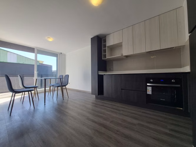 RETAIL Isidora Errazuriz 2315 2 Dorm Piso 2