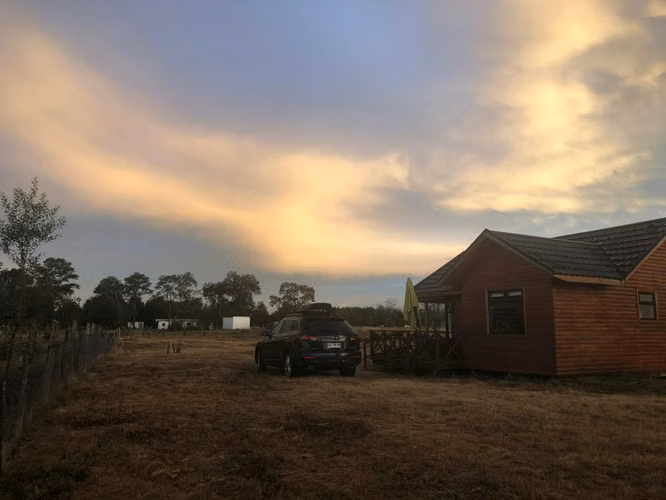 A PASOS DEL RIO TOLTEN A 15 MINUTOS DE FREIRE CAMINO A VILLARRICA IDEAL PARA LA PESCA