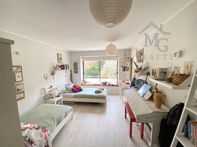 Casa en arriendo de 5 dorm. en La Reserva Colina