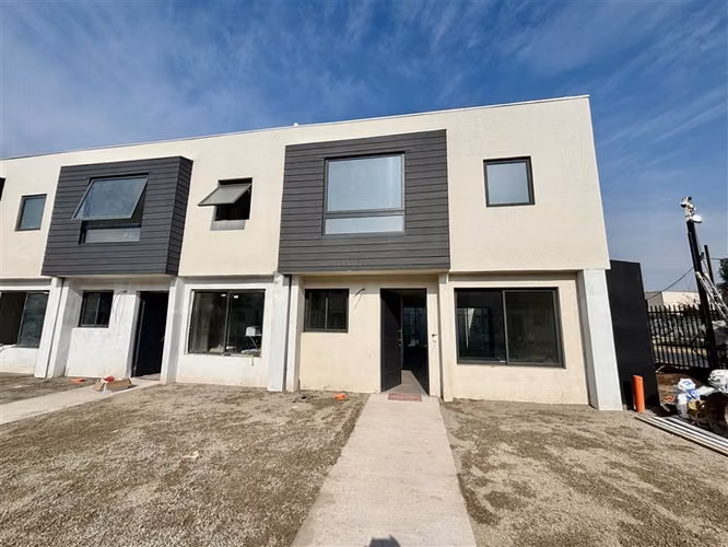 5.450 UF Casa Nueva 3D3B 1 Estac Condominio Huechuraba - Imagen 3