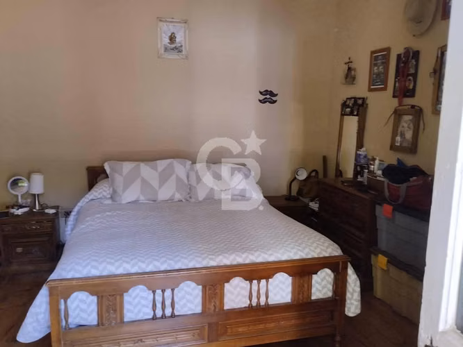 Amplia casa de estilo clásico en el corazón de Ñuñoa - Imagen 8