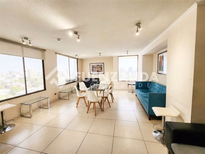 Departamento en venta de 2 dorm. en Macul