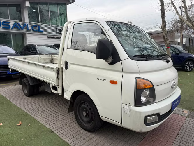 Hyundai Porter 2.5 STD CRDI DIESEL 4X2 HR EURO5 A2 PS AV MT 2P.