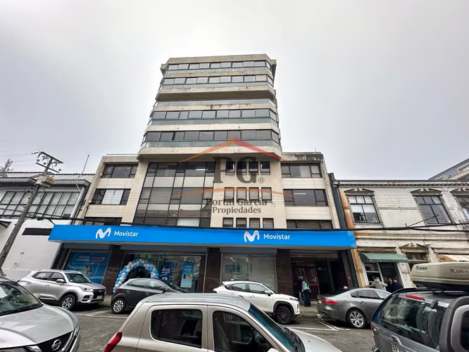 ESPACIO COMERCIAL Y PROFESIONAL EN CENTRO DE VALDIVIA