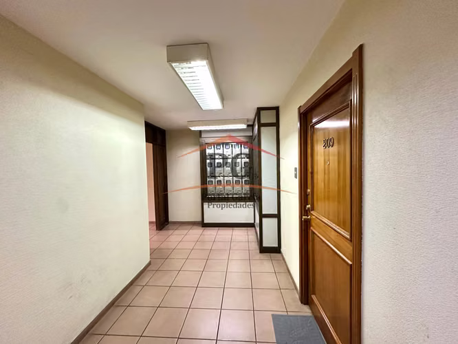 ESPACIO COMERCIAL Y PROFESIONAL EN CENTRO DE VALDIVIA