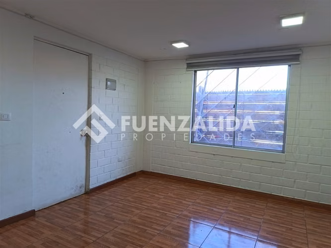 Casa en arriendo de 4 dormitorios en Puente Alto, ECH
