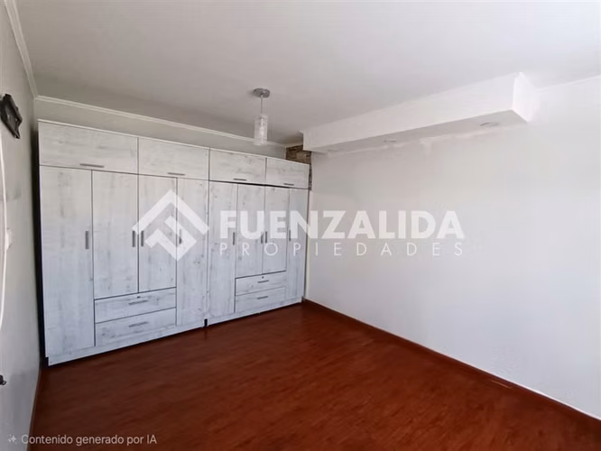 Casa en arriendo de 4 dormitorios en Puente Alto, ECH
