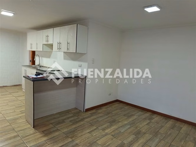 Casa en arriendo de 4 dormitorios en Puente Alto, ECH