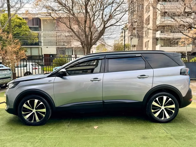PEUGEOT 5008 GT BLACK PACK BLUEHDI 130 EAT8 - 2024 | 2940