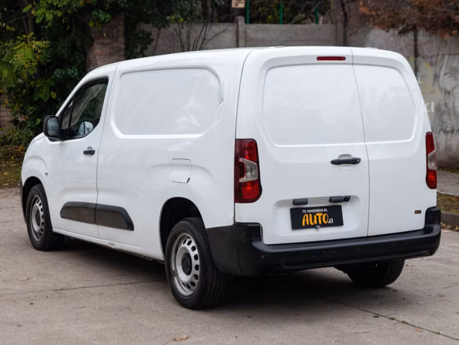 Peugeot Partner 1.6 L2 Hdi Diesel 4X2 90Hp Mt 5P