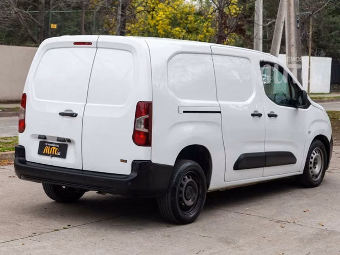 Peugeot Partner 1.6 L2 Hdi Diesel 4X2 90Hp Mt 5P