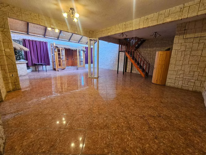 CASA EN ARRIENDO MAS LOCAL COMERCIAL (178498)
