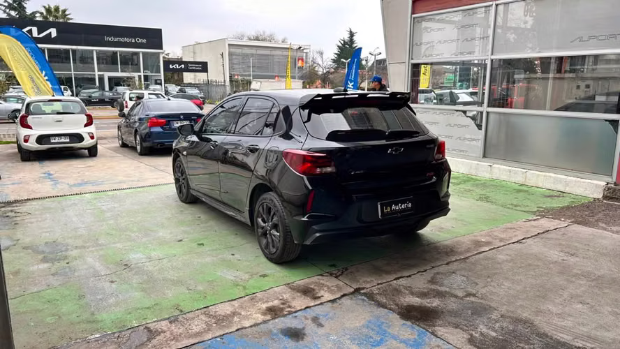 Chevrolet Onix Turbo HB RS 1.0 MT (2023)
