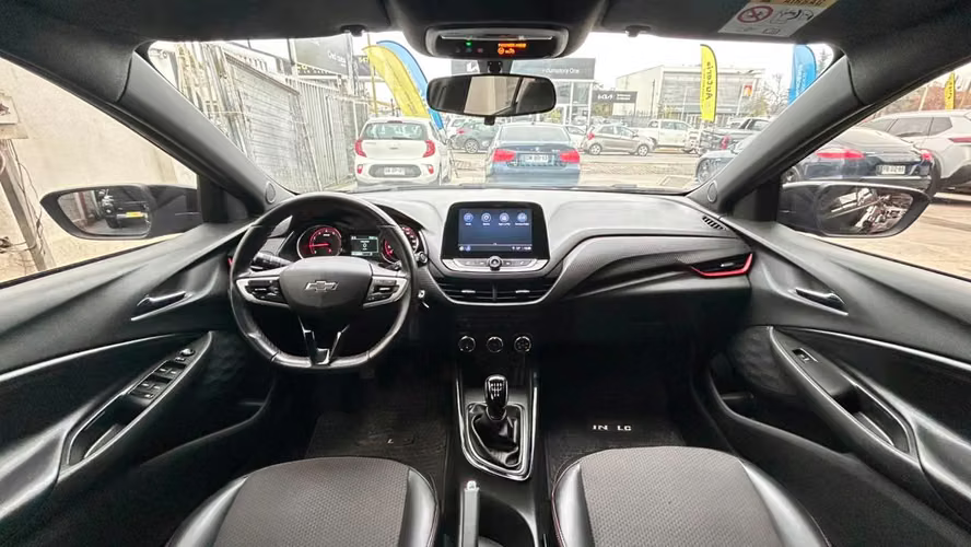 Chevrolet Onix Turbo HB RS 1.0 MT (2023)