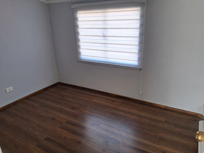 SE ARRIENDA CASA DOS PISOS EN LIMACHE