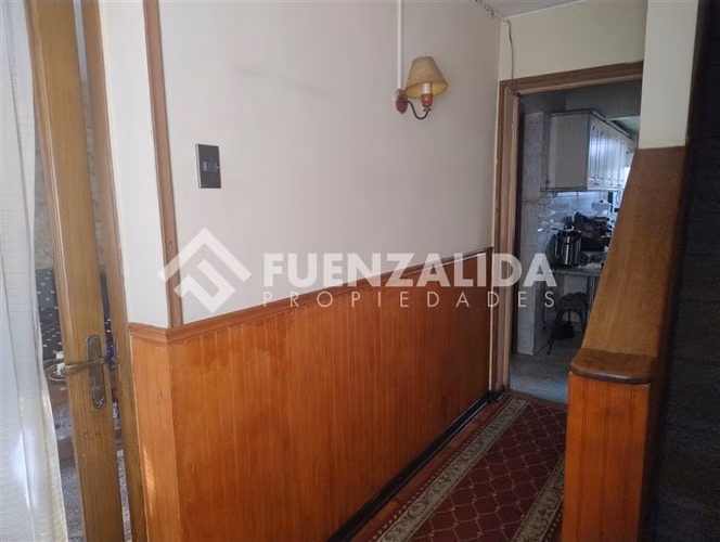 Casa en venta de 3 dorm. en Santiago