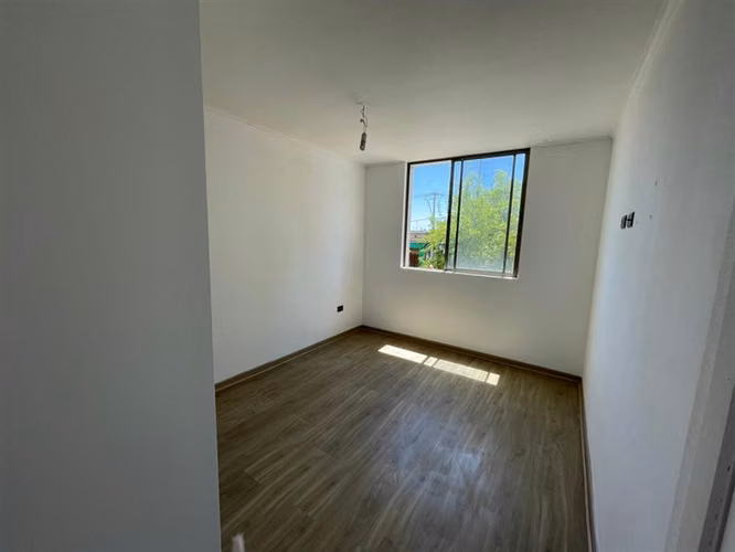 Departamento en arriendo de 2 dorm. en La Cisterna
