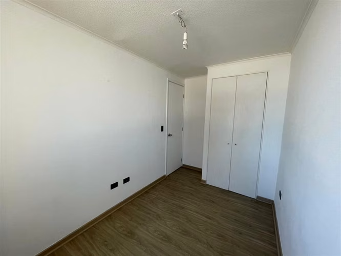 Departamento en arriendo de 2 dorm. en La Cisterna