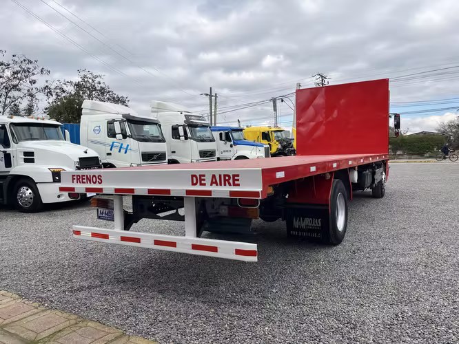 2017 Mercedes Benz Atego 1624