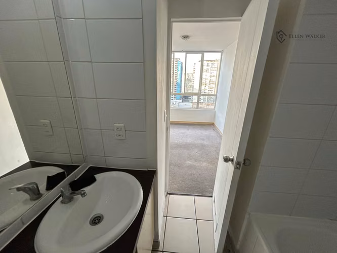 Arriendo | Departamento 1D + 1B | A pasos de Metro Irarrázaval | Excelente Conectividad