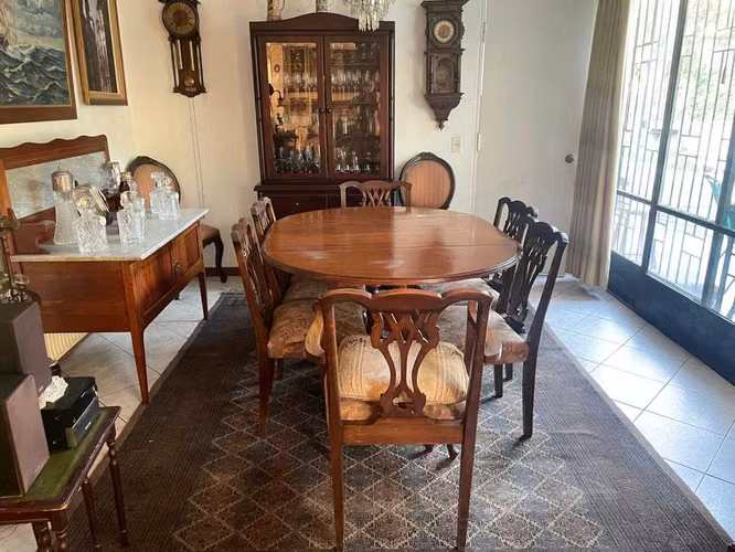 Moderna Casa con Excelente Conectividad