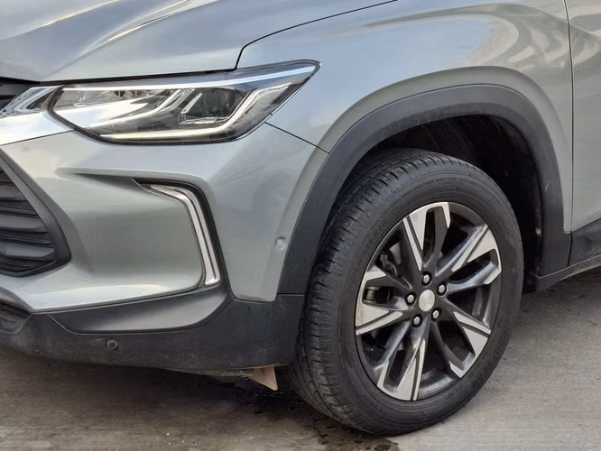 CHEVROLET TRACKER 2024
