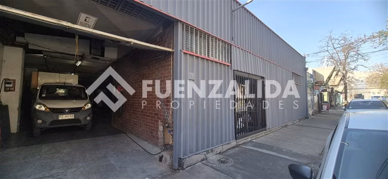 Galpón de uso Industrial o comercial en venta en San Miguel