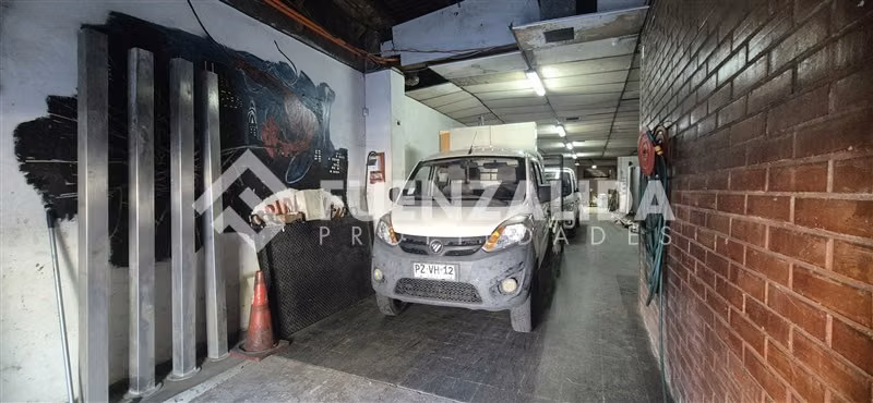 Galpón de uso Industrial o comercial en venta en San Miguel