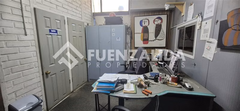Galpón de uso Industrial o comercial en venta en San Miguel