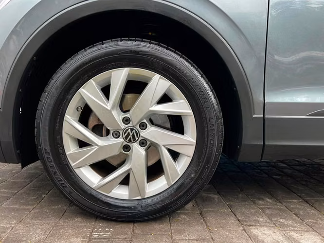 VOLKSWAGEN TIGUAN TSI AT COMFORTLINE 150HP - 2025 | 404