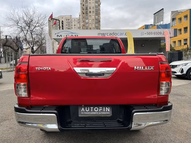 TOYOTA HILUX 4X4 2.8 MT SR - 2020 | 369