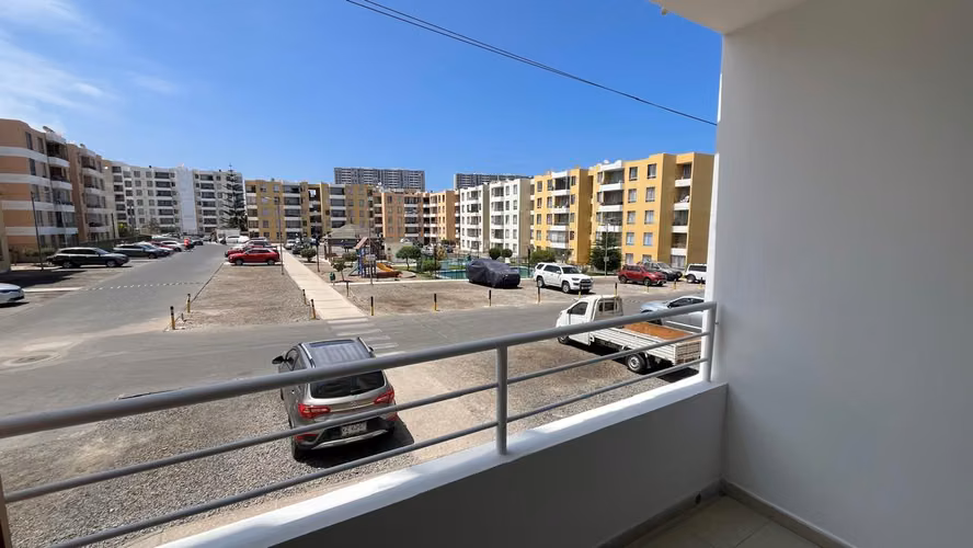 VENTA Y/O ARRIENDO PORTADA NORTE VIII