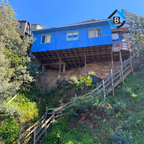 BERTOLI PROPIEDADES ARRIENDA CASA EN CERRO TORO, V