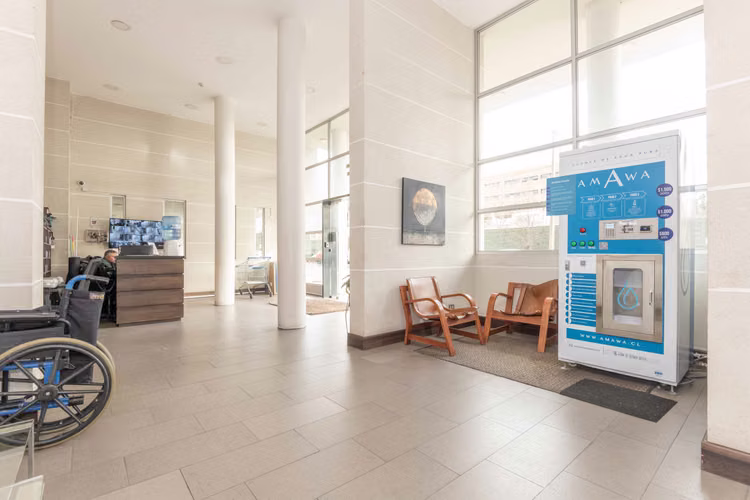 Av. Escuela Agrícola (1 Est /1 Bod)