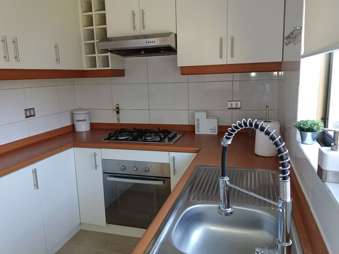 Se arrienda CASA amplia en Condominio incluye ggcc