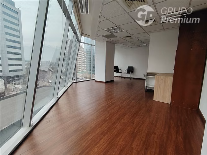 OFICINA EN ARRIENDO ED. QUANTUN LAS CONDES