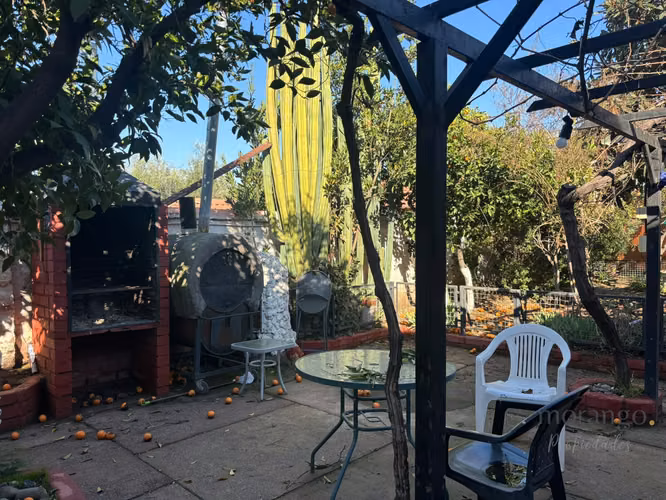 Venta de amplio terreno con 2 casas - Imagen 12