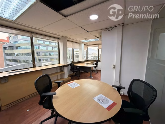 Oficina en arriendo en Providencia