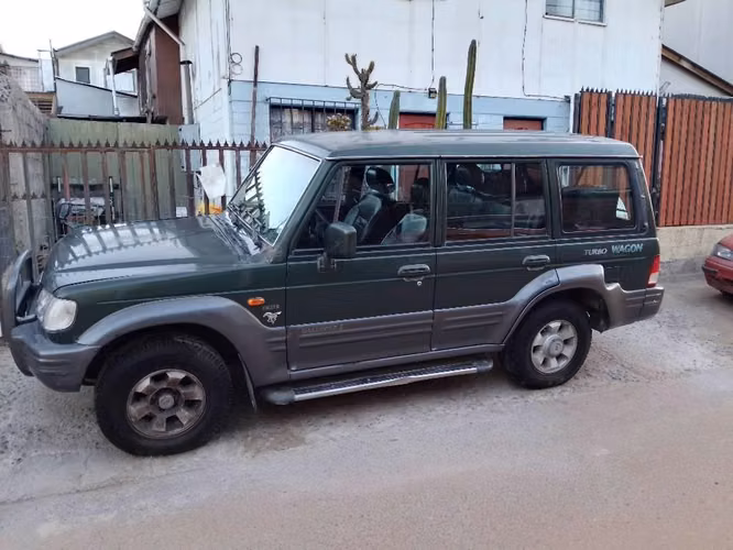 Se vende Hyundai Galloper
