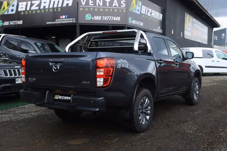 MAZDA BT50 AÑO 2023 FULL EQUIPO 3.0D CAJA AUTOMATICA 4X4 1 DUEÑO