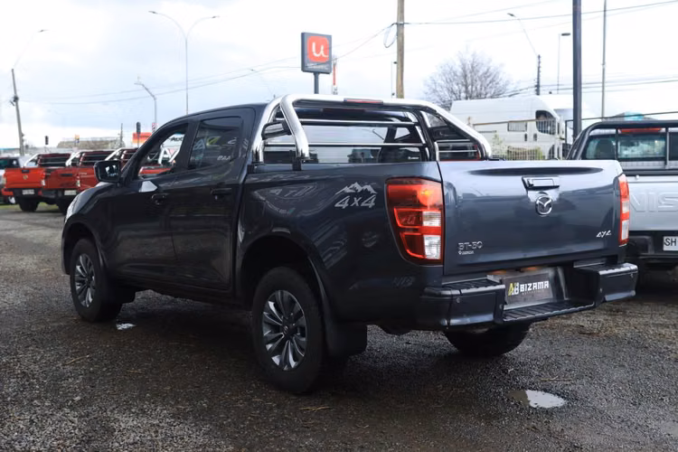 MAZDA BT50 AÑO 2023 FULL EQUIPO 3.0D CAJA AUTOMATICA 4X4 1 DUEÑO