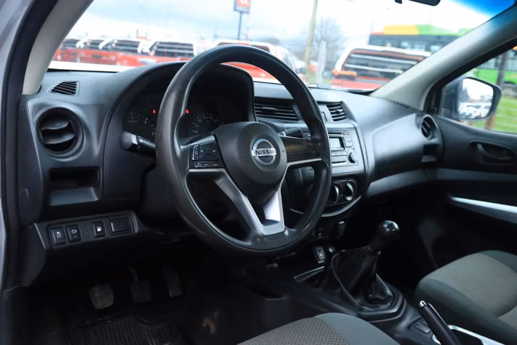 NISSAN NAVARA AÑO 2023 CABINA SIMPLE 4X4 2.3 CAJA 6TA MT FULL AC