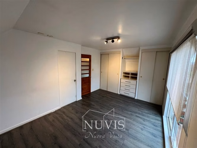 Casa en venta de 4 dorm. en Villa Alemana